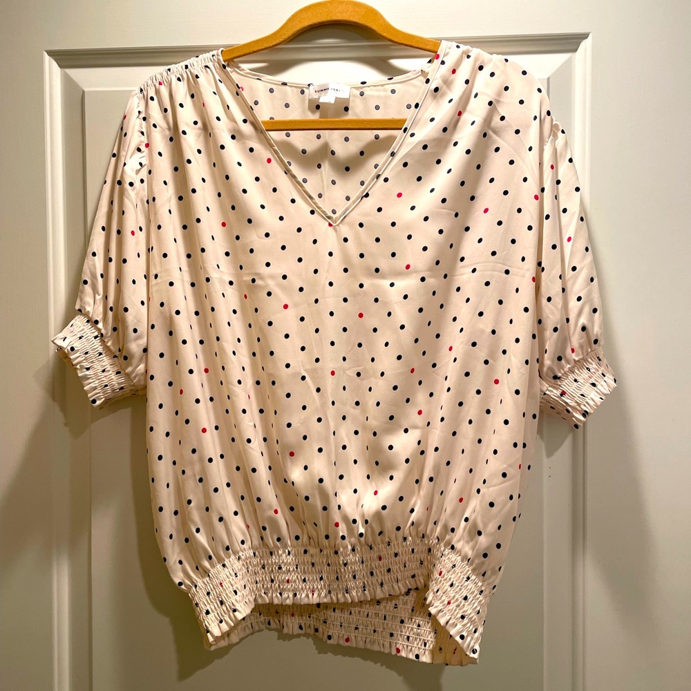 Cream Top with Navy Blue & Pink Polka Dots from Summersalt Size LARGE